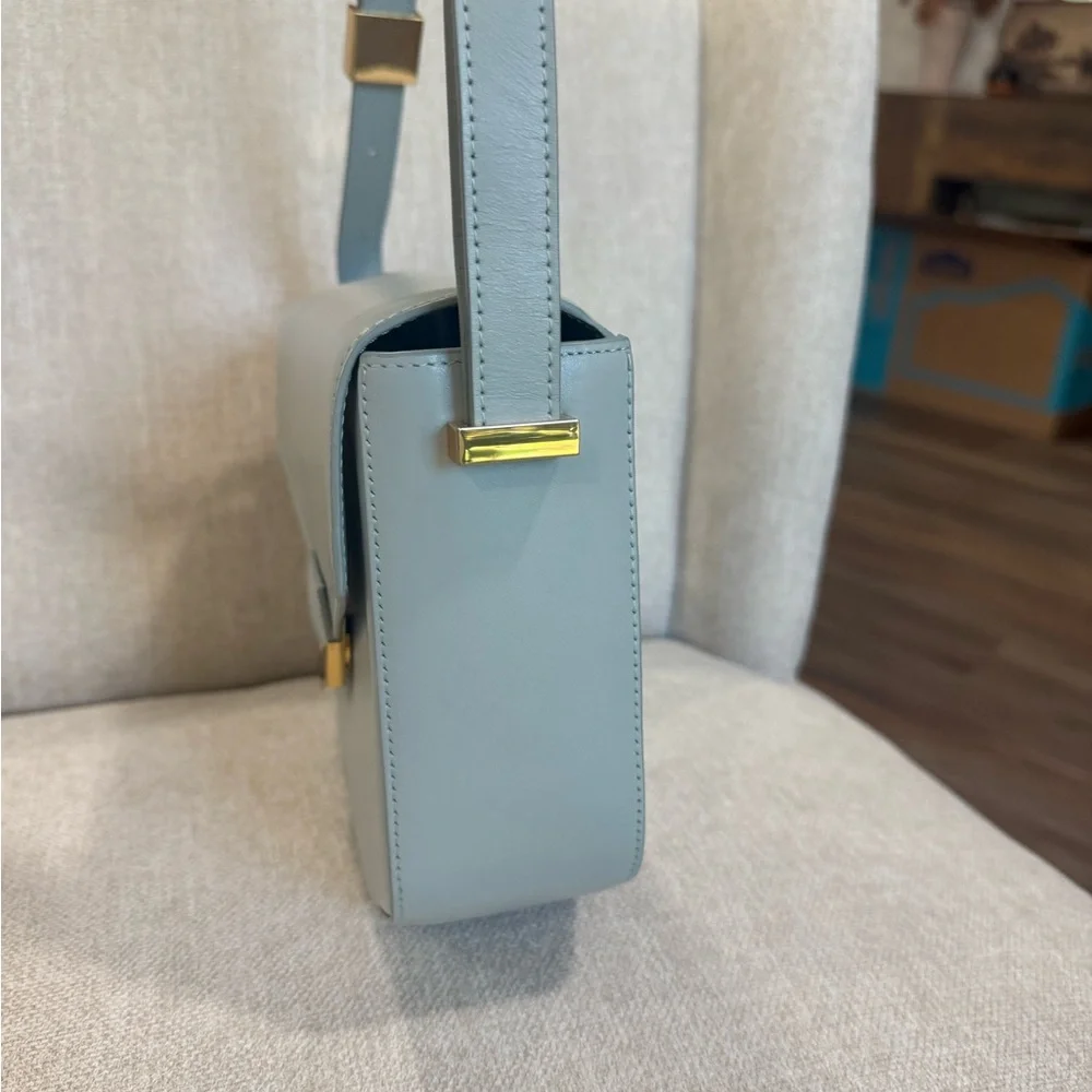 DeMellier The London in Smooth Sage - Picture 9 of 13